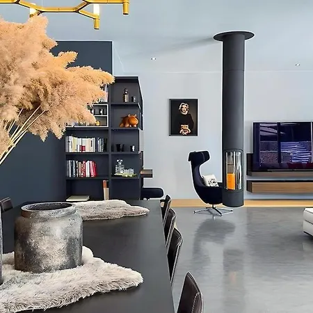 Beautiful Architect-designed Villa Nimes